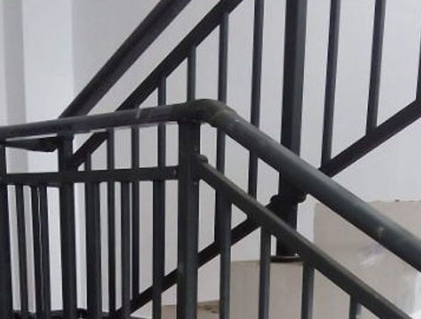 鋅鋼樓梯護(hù)欄